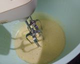 Foto del paso 1 de la receta: Mini budines de bananas con chips de chocolate y corazón de dulce de leche (opción 1)
