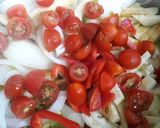 Foto del paso 4 de la receta: Verduras salteadas y huevos fritos