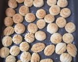 صورة لخطوة 6 من وصفة معمول التمر بالزبده والزبادي 😋😋