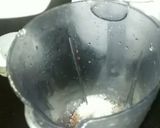 A picture of step 2 of Chocolate lassi.