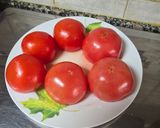 Foto del paso 2 de la receta: Tomates rellenos de ensaladilla de jamón
