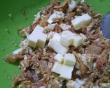 Foto del paso 6 de la receta: Empanadas de sardinas con 5 ingredientes