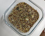 Foto del paso 3 de la receta: Quinoa tricolor con limón, albahaca y ajo