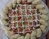 Foto langkah ke 7 dari resep Pizza Teflon praktis,empuk no telur.
