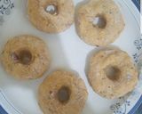 A picture of step 3 of Chicken donuts.