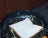 Foto langkah ke 8 dari resep Pizza Roti Bakar Topping Beef Slice Bolognese.