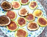 Une image de l'étape 3 de Focaccia aux figues fraîches.