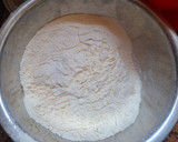 Foto del paso 1 de la receta: EMPANADAS DE QUESO Y CEBOLLAS 🧀🧀🧀🧅🧅🧅CON MASA CASERA 😊😊🥰😋😋😋😜🙃🙃🙃😋🥰💪💪😗👌