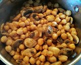 Foto del paso 2 de la receta: Garbanzos con champiñones