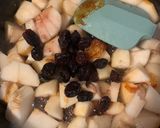 Foto del paso 4 de la receta: Crumble de peras 🍐