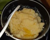 Foto langkah ke 4 dari resep Cheese Custard Muffin.
