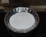 A picture of step 8 of Thaen Mittai.