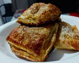 Foto del paso 7 de la receta: CUADRADOS🧇De Hojaldre, Rellenos con Crema🍦Pastelera...!🌺
