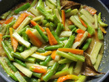 Acar Bumbu Kuning