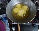A picture of step 5 of Potato Smiley.