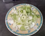 A picture of step 3 of Cauliflower, Apple, and Leek Cream Soup.