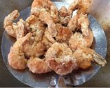 Foto langkah ke 3 dari resep Udang Goreng Saus Mayones.