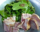 รูปขั้นตอนการทำที่ 1 ของ Smoked bacon แกงใบชะมวง