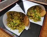 A picture of step 3 of Mumbai bhelpuri.