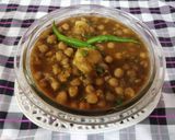 A picture of step 7 of Punjabi Chole.