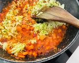 A picture of step 3 of Mung pilau.
