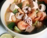 Foto langkah ke 4 dari resep Tom Yam (Seafood).