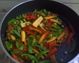 A picture of step 1 of Veg jalfrezi.