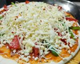 ચીઝ વેજ પીઝા (Cheese Veg Pizza Recipe In Gujarati) રેસીપી સ્ટેપ4ફોટો