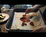 Foto del paso 4 de la receta: Pizza de berenjena con miel y vinagre balsámico