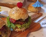 Pas rețetă Burgeri de casă, cu porc și brânzeturi 4 fotografie