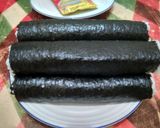 Foto langkah ke 5 dari resep Kani Sushi.
