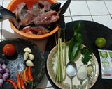 Foto langkah ke 1 dari resep Patin Kuah Pedas.