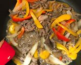 甜椒炒牛肉的食譜步驟5照片