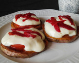 Foto del paso 7 de la receta: Tostas de boniato con brandada de bacalao