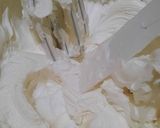 Foto langkah ke 5 dari resep Mille crepes white coffe.
