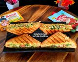 A picture of step 4 of Avocado Wheat Bread Grilled Sandwich.