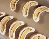 Foto langkah ke 3 dari resep Banana Milk Pastry.