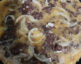 Foto del paso 4 de la receta: Tortilla francesa de morcilla y cebolla