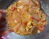 Foto langkah ke 6 dari resep Seblak Mie Pedassss.