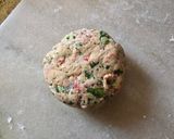 A picture of step 4 of Methi spring onion Dhebra.