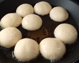 Foto langkah ke 7 dari resep Bomboloni / Donat isi selai.