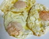 Foto del paso 2 de la receta: Huevos rotos con rebollones