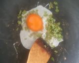 รูปขั้นตอนการทำที่ 3 ของ ไข่ขยี้มิโซะก้านฟักแม้ว #Zerowaste Miso Scrambled Chayote Stem
