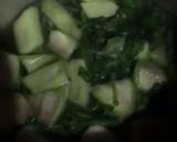 Hình bước làm 2 của món Canh rau cải nấu với mướp