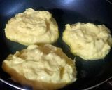 Foto langkah ke 4 dari resep Pancake Tape Isi Keju.