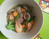 Foto langkah ke 9 dari resep Sup Sayur Udang Baso Sederhana.