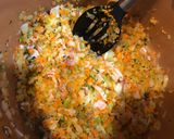 A picture of step 2 of Clam Chowder Outback Steakhouse style.