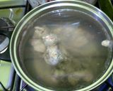 Foto langkah ke 1 dari resep Sop Ayam Simpel Tanpa Amis.