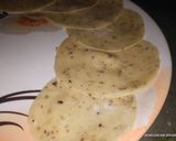 મઠરી (Mathari Recipe In Gujarati) રેસીપી સ્ટેપ2ફોટો