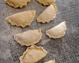 Foto del paso 2 de la receta: Masa casera para tapas de empanadas. (Horno o Fritas)
